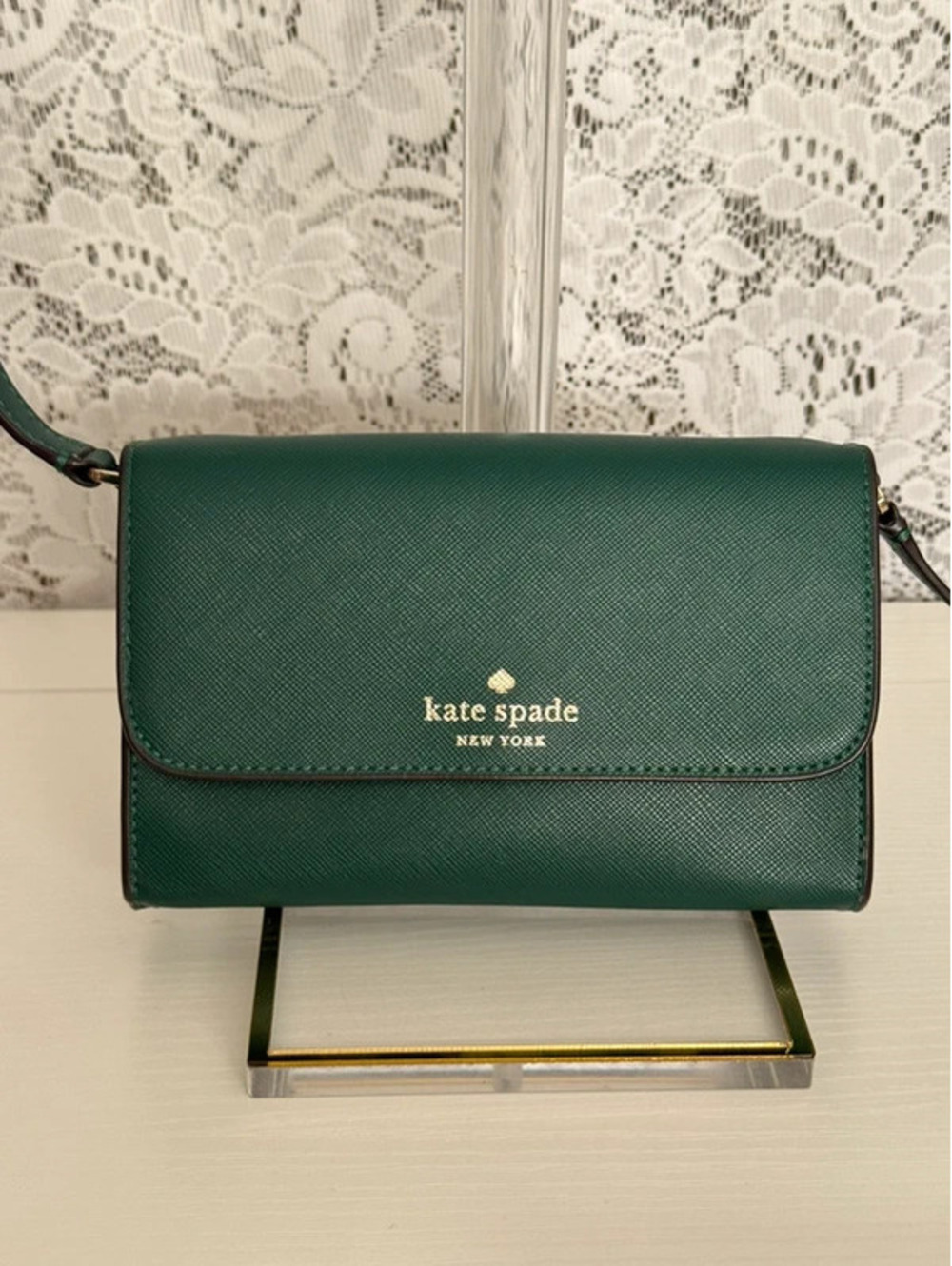 Kate Spade Green Saffiano Leather Wallet Crossbody Bag Like New